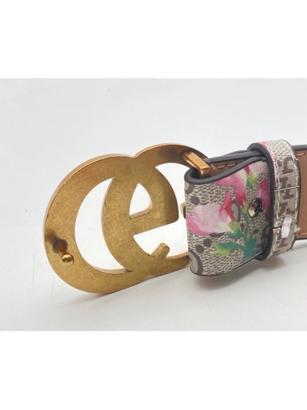 Gucci GG Floral Monogram Belt with Gold Buckle and Pink Accents - Picture 10 of 11